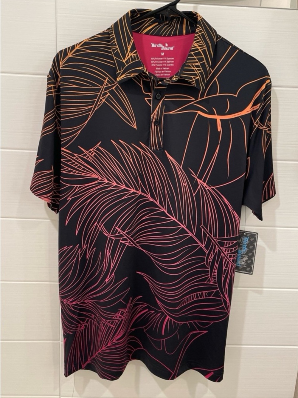 Birdie Bound Men’s Performance Tropical Print Golf Short Sleeve Polo. NWT- Med